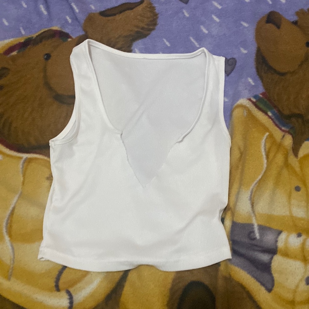 V cut crop top , white , size small